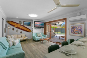 Mooloolaba MNT Creek Beachy vibe family home